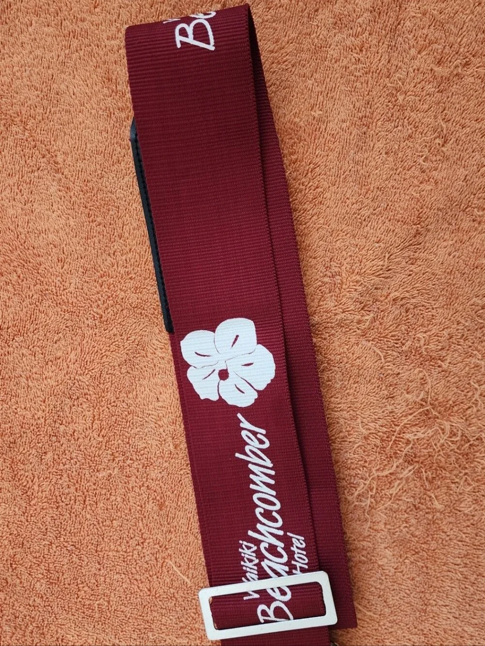 Waikiki Maroon Floral Luggage Strap